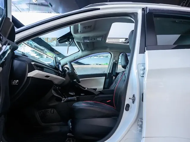 Used Tata Nexon Creative Plus (S) Petrol 1.2L Turbo Automatic (AMT) in Mumbai