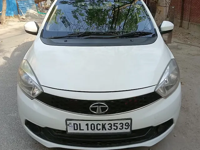 Used 2018 Tata Tigor in Delhi