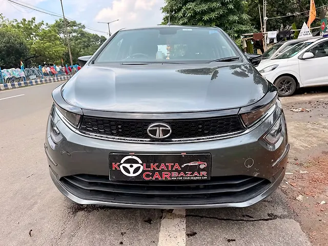 Used 2022 Tata Altroz in Kolkata