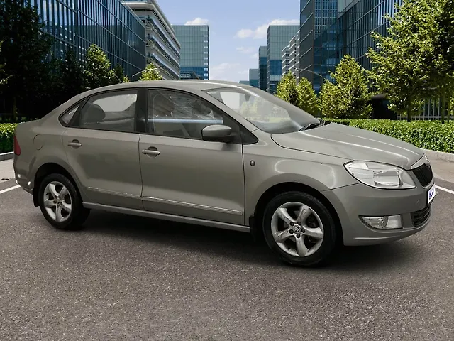 Used 2014 Skoda Rapid in Pune