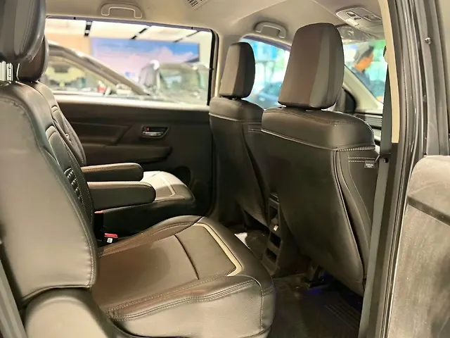 Used Maruti Suzuki XL6 Zeta MT Petrol [2022-2023] in Mumbai
