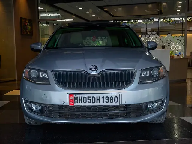 Used 2017 Skoda Octavia in Mumbai