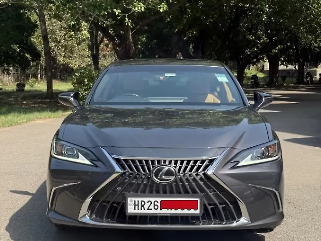 Used 2023 Lexus ES in Delhi