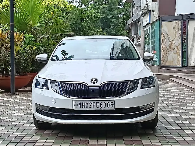 Used 2019 Skoda Octavia in Mumbai
