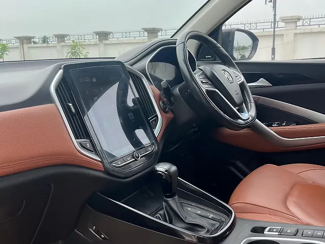 Used MG Hector Plus [2020-2023] Sharp 1.5 Petrol Turbo DCT 6-STR in Guwahati