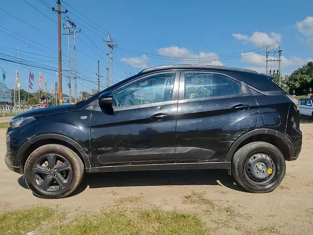 Used Tata Nexon XZ Plus (S) Dual Tone in Guwahati