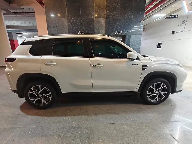 Used Toyota Urban Cruiser Hyryder G Hybrid [2023-2025] in Ahmedabad