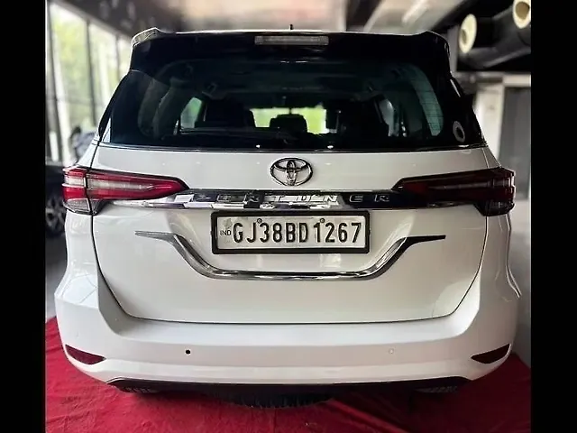 Used Toyota Fortuner 4x2 2WD Diesel 2.8L Turbo Automatic in Ahmedabad