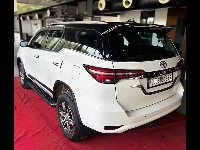 Used Toyota Fortuner 4x2 2WD Diesel 2.8L Turbo Automatic in Ahmedabad