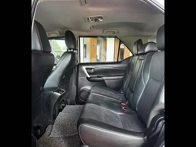 Used Toyota Fortuner 4x2 2WD Diesel 2.8L Turbo Automatic in Ahmedabad