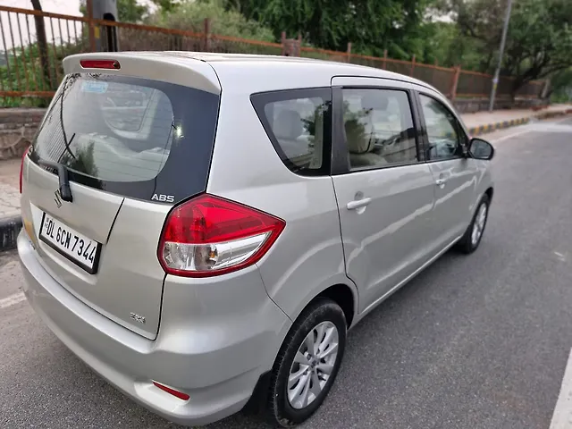Used Maruti Suzuki Ertiga ZXi Petrol Manual Smart Hybrid in Delhi Used Maruti Suzuki Ertiga ZXi Petrol Manual Smart Hybrid in Delhi