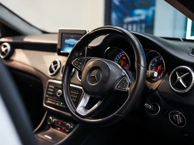 Used Mercedes-Benz GLA [2014-2017] 200 Sport in Delhi