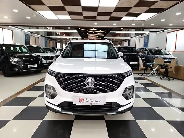 Used 2022 MG Hector Plus in Bangalore