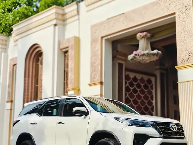 Used Toyota Fortuner 4x2 2WD Diesel 2.8L Turbo 6 Speed Manual in Lucknow