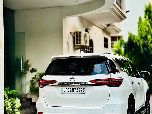 Used Toyota Fortuner 4x2 2WD Diesel 2.8L Turbo Automatic in Lucknow Used Toyota Fortuner 4x2 2WD Diesel 2.8L Turbo Automatic in Lucknow