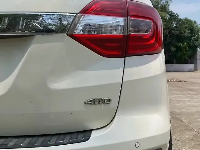 Used Ford Endeavour Titanium Plus 2.0 4x4 AT in Lucknow