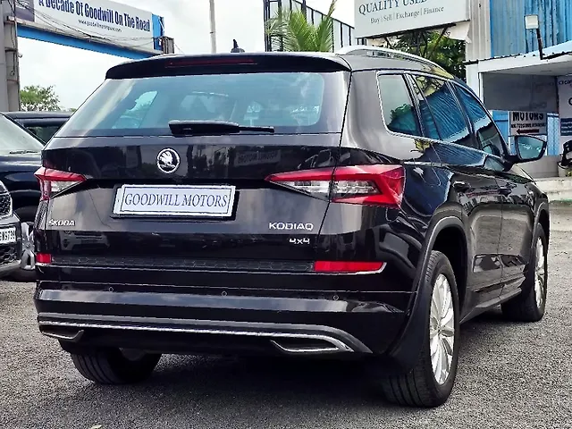 Used Skoda Kodiaq [2017-2020] L&K 2.0 TDI 4x4 AT in Pune