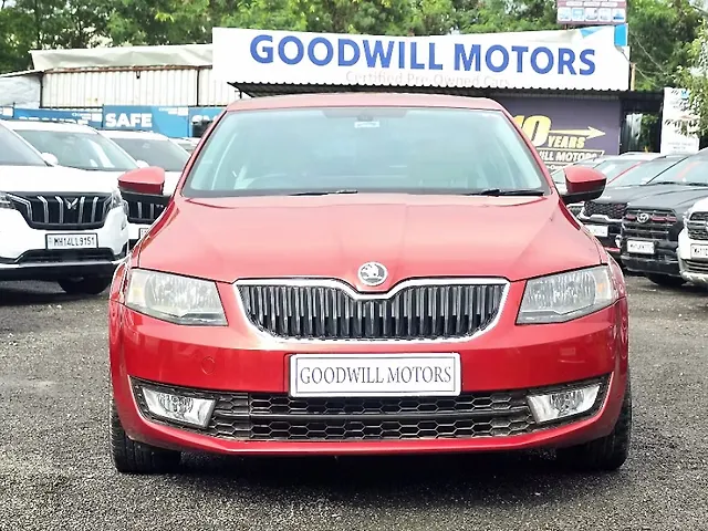 Used 2014 Skoda Octavia in Pune
