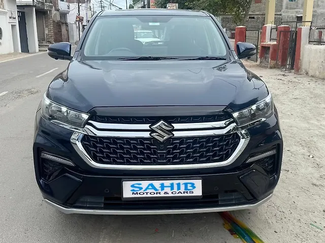 Used 2023 Maruti Suzuki Invicto in Agra