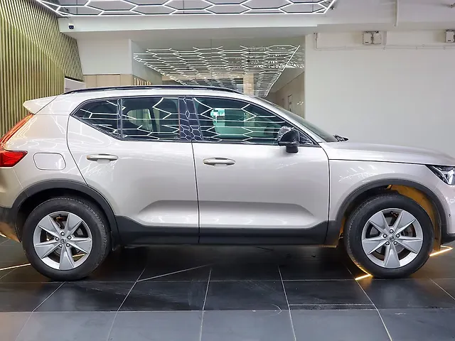 Used Volvo XC40 B4 Ultimate in Bangalore
