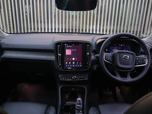 Used Volvo XC40 B4 Ultimate in Bangalore
