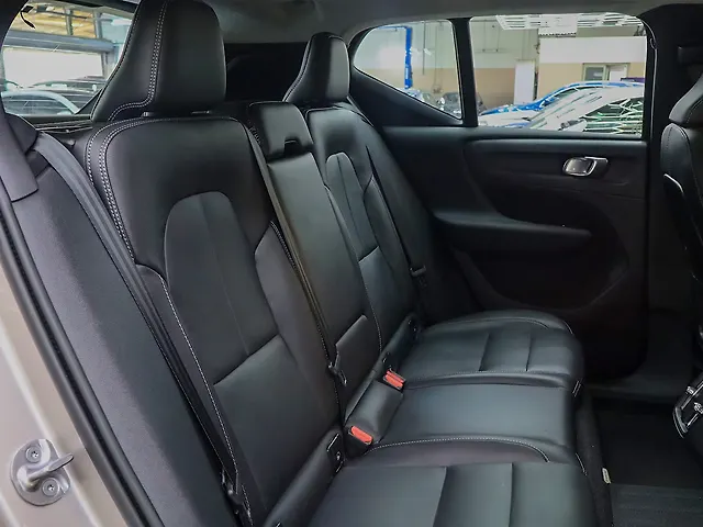Used Volvo XC40 B4 Ultimate in Bangalore