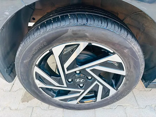 Used Hyundai i20 Asta 1.2 MT [2023-2025] in Guwahati