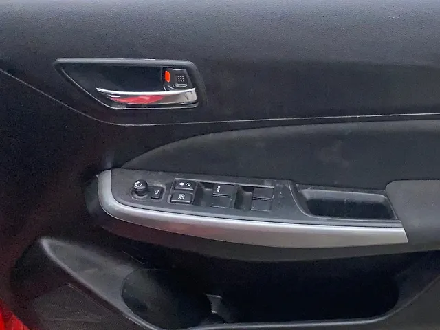 Used Maruti Suzuki Swift [2018-2021] ZXi AMT [2018-2019] in Hyderabad