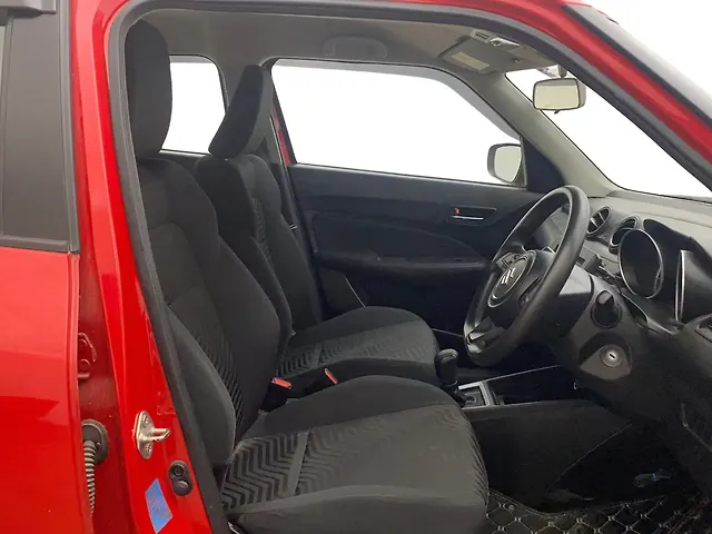 Used Maruti Suzuki Swift [2021-2024] VXi AMT in Hyderabad