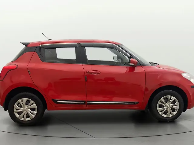 Used Maruti Suzuki Swift [2021-2024] VXi AMT in Hyderabad