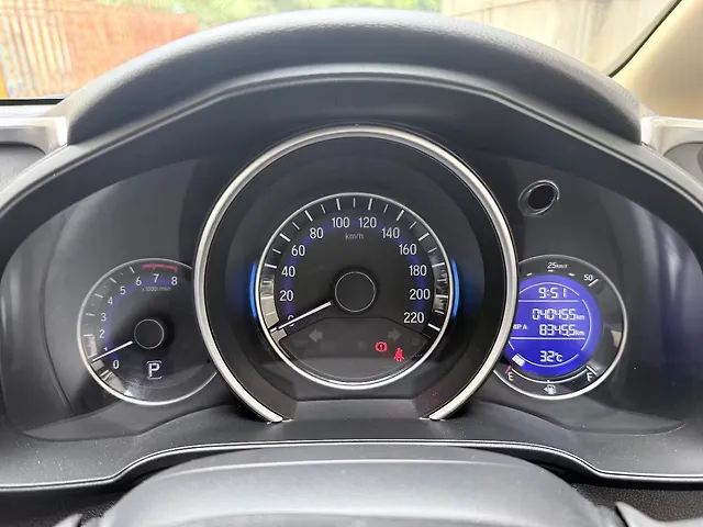 Used Honda Jazz [2015-2018] V AT Petrol in Mumbai