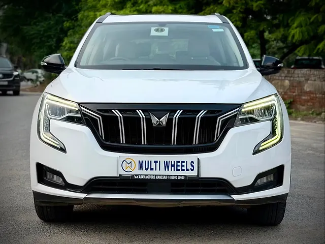 Used 2024 Mahindra XUV700 in Delhi