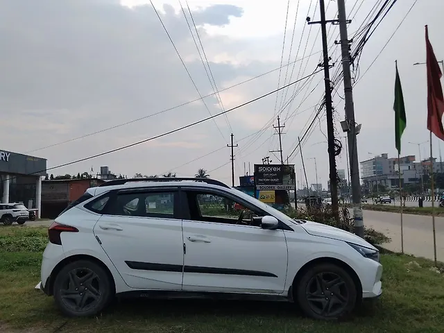 Used Hyundai i20 [2020-2023] Sportz 1.2 MT [2020-2023] in Guwahati