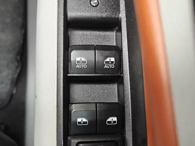 Used Jeep Compass Limited (O) 1.4 Petrol DCT [2021] in Thane