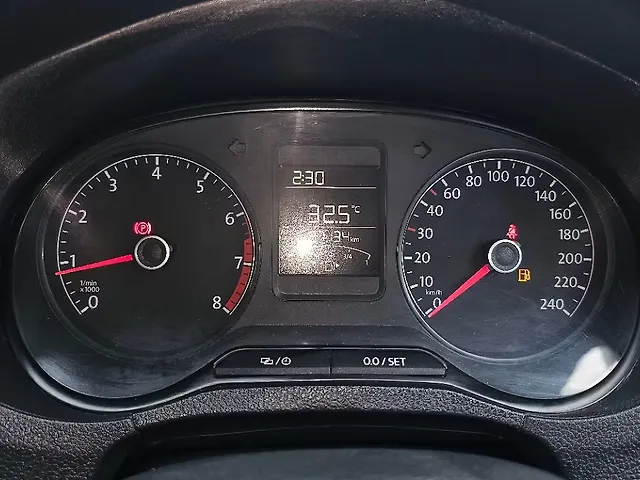 Used Volkswagen Polo Trendline 1.0L MPI in Ahmedabad