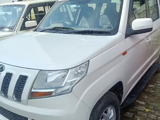 Used Mahindra TUV300 [2015-2019] T8 in Lucknow
