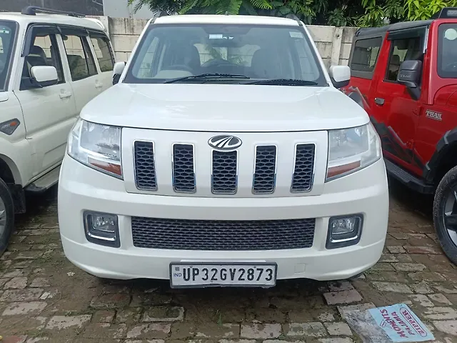 Used Mahindra TUV300 [2015-2019] T8 in Lucknow