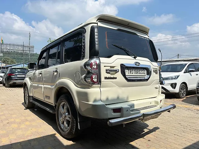 Used Mahindra Scorpio [2014-2017] S10 1.99 [2016-2017] in Guwahati