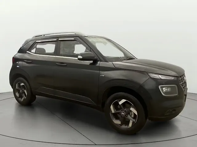Used 2021 Hyundai Venue in Delhi