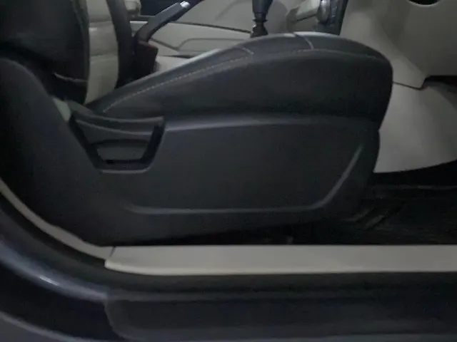 Used Mahindra XUV300 [2019-2024] W6 1.2 Petrol in Mohali