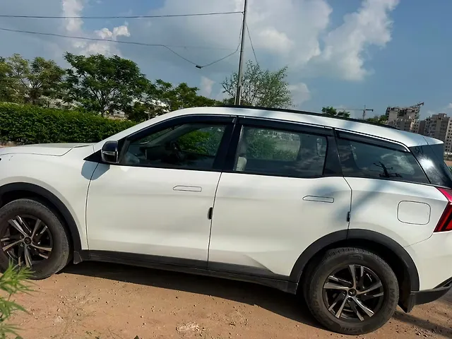 Used Mahindra Old Generation XUV700 AX 5 Diesel MT 7 STR [2021] in Mohali