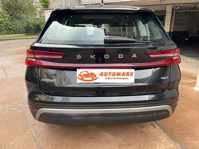 Used Skoda Kodiaq Selection L&K 2.0 TSI AT in Bangalore