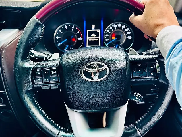 Used Toyota Fortuner [2016-2021] 2.8 4x4 AT [2016-2020] in Lucknow