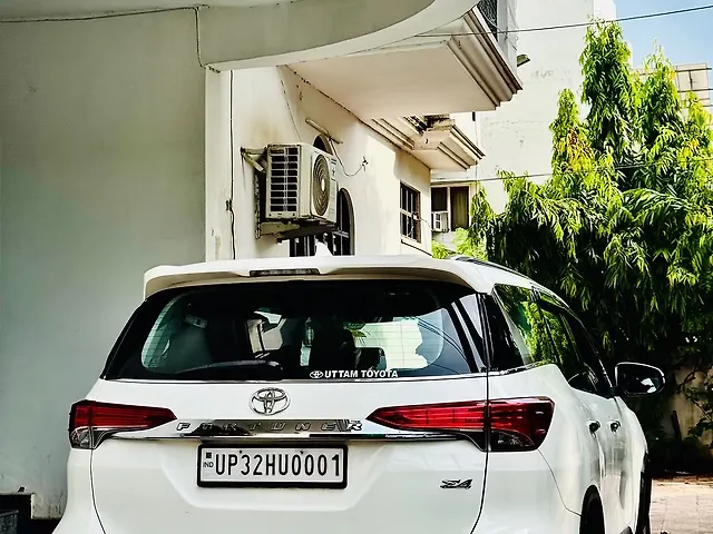 Used Toyota Fortuner [2016-2021] 2.8 4x4 AT [2016-2020] in Lucknow