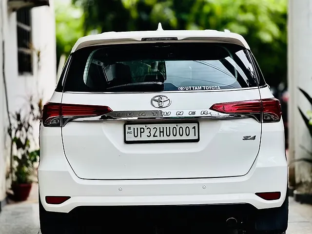Used Toyota Fortuner [2016-2021] 2.8 4x4 AT [2016-2020] in Lucknow