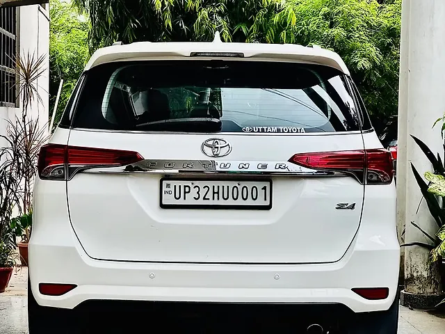 Used Toyota Fortuner [2016-2021] 2.8 4x4 AT [2016-2020] in Lucknow