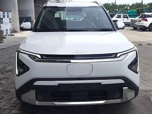 Used 2025 Kia Carens Clavis EV in Chennai