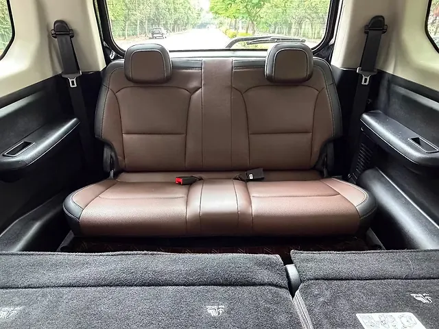 Used Mahindra Scorpio N Z8 T 2WD Diesel 2.2L Turbo Automatic 7 STR [2025-2026] in Delhi