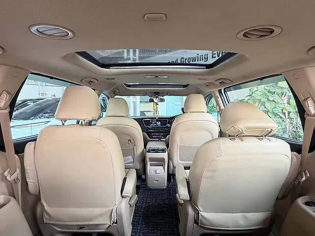 Used Kia Carnival [2020-2023] Prestige 6 STR in Hyderabad