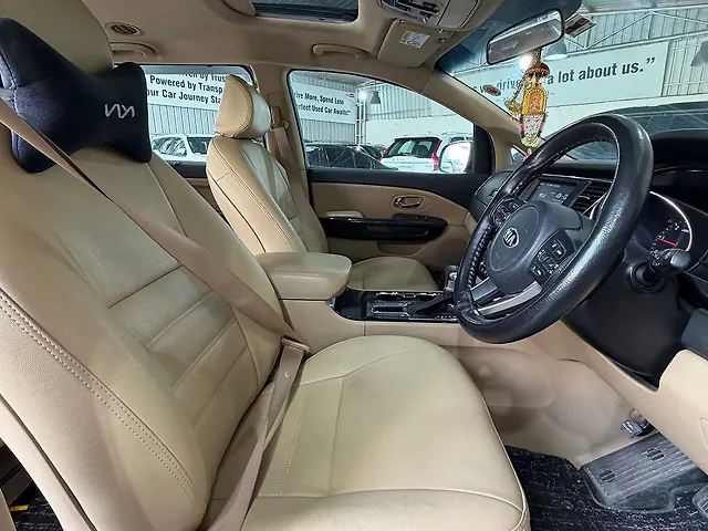 Used Kia Carnival [2020-2023] Prestige 6 STR in Hyderabad